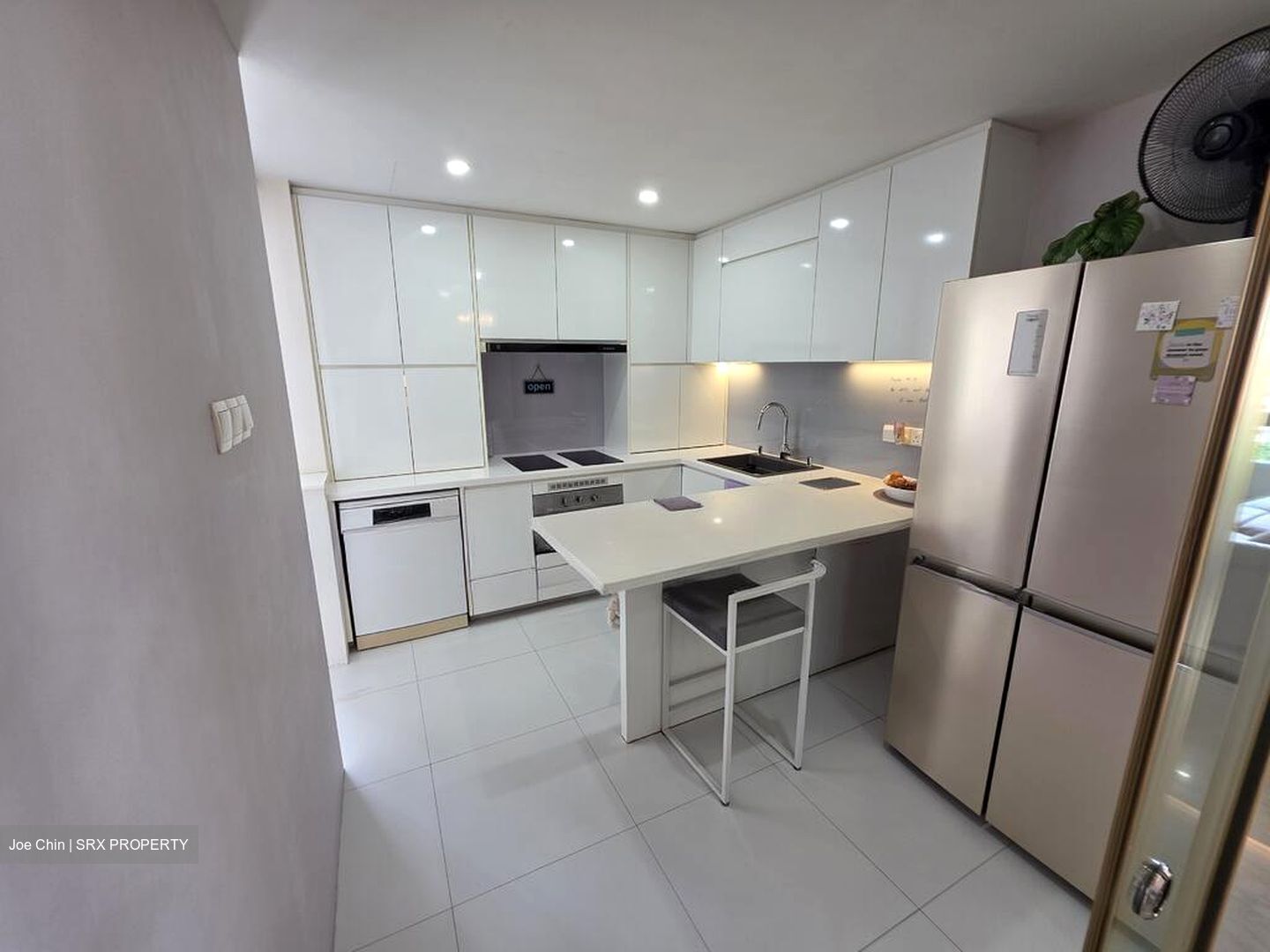 Lilydale (D27), Condominium #516111171